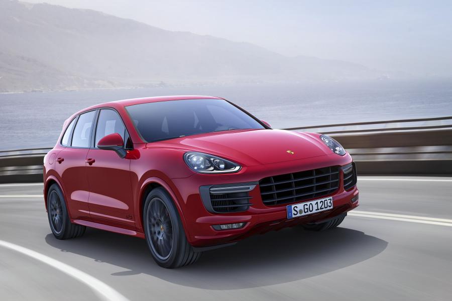  Porsche Cayenne GTS 2015 года  (фото 3 из 5)